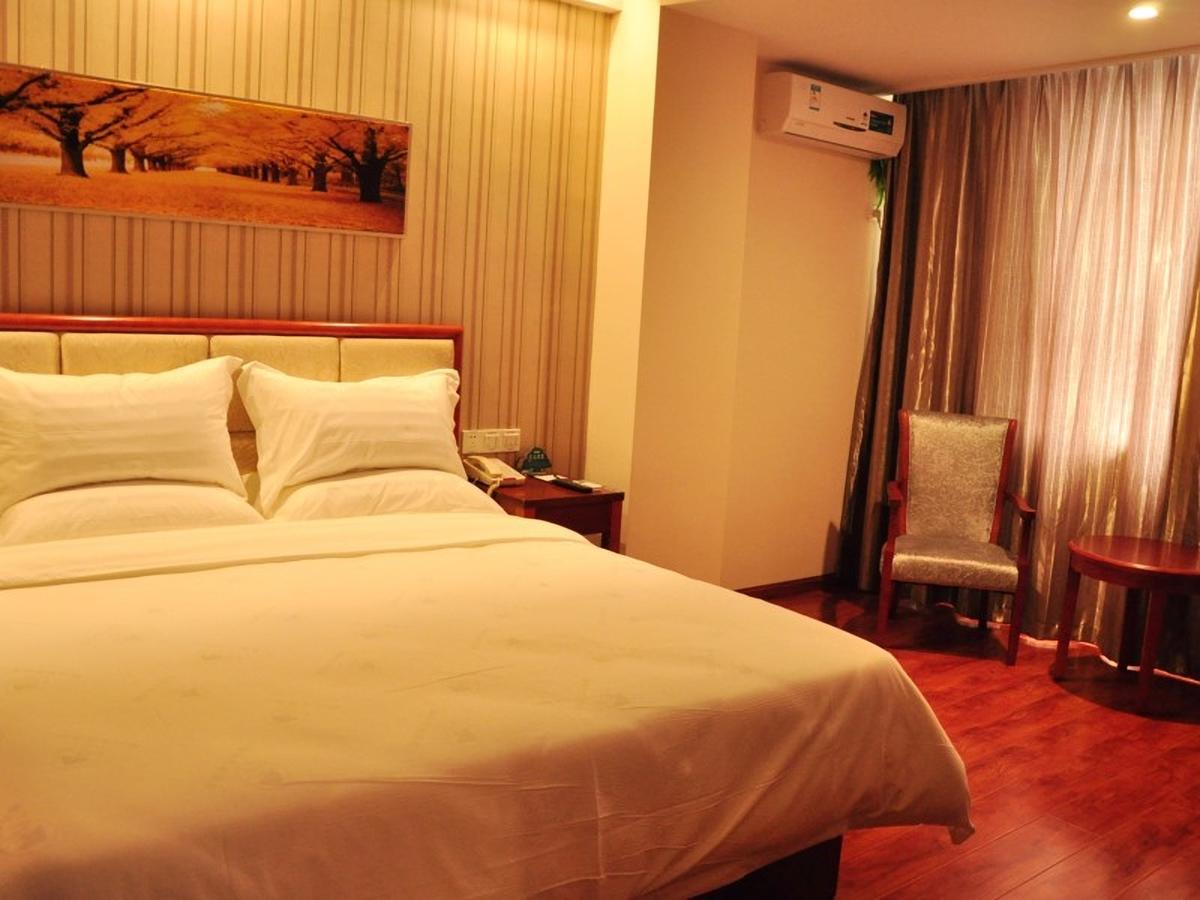 Greentree Inn Henan Hebi Hengshan Road Business Hotel Exterior photo